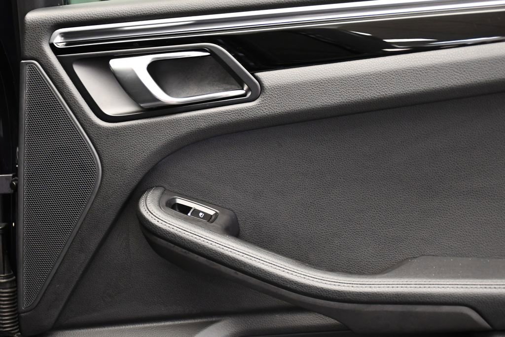 Used 2023 Porsche Macan S image 53