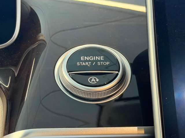 Certified 2022 Mercedes-Benz S 500 4MATIC image 27