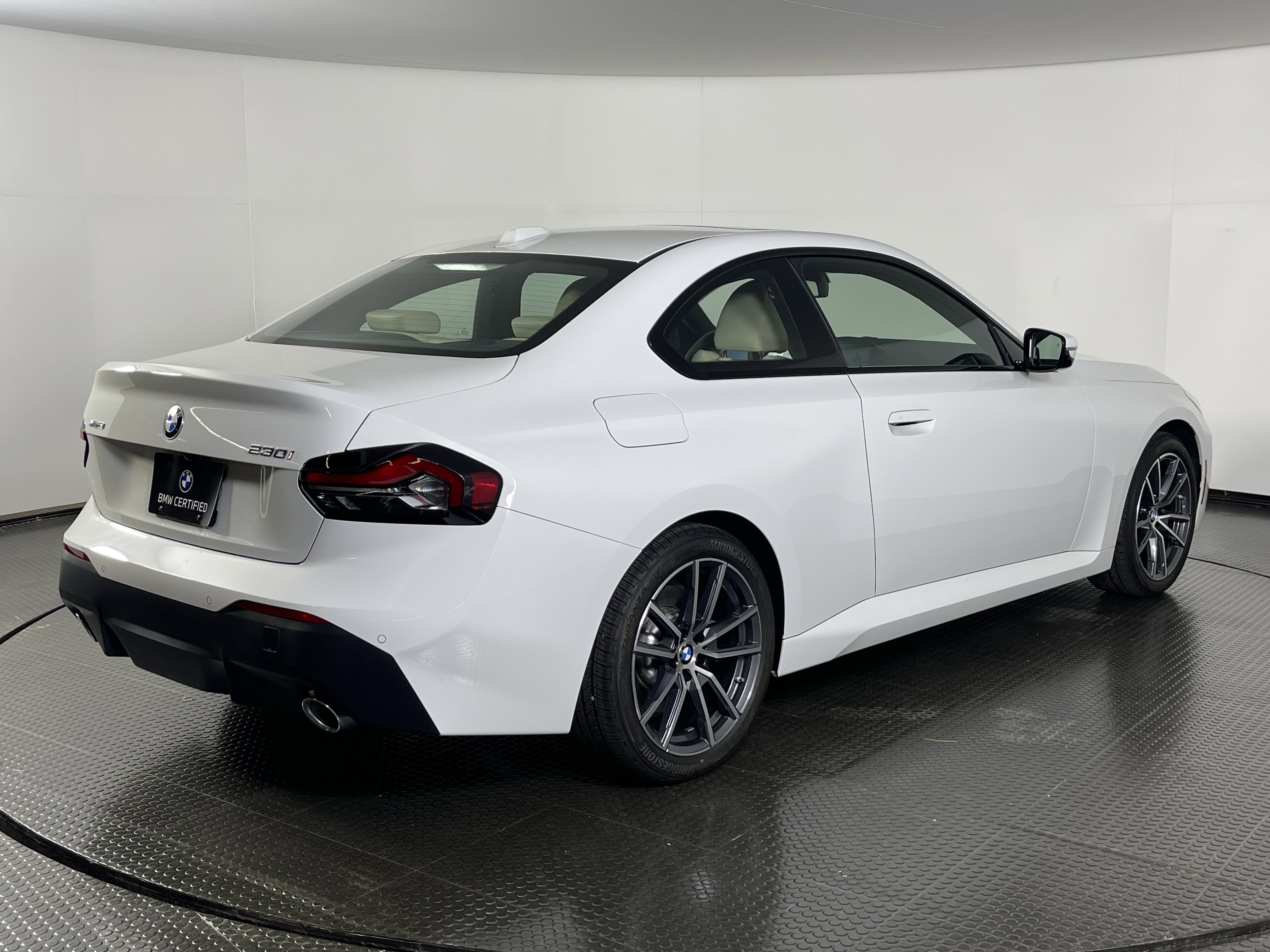 Certified 2025 BMW 230i xDrive Coupe w/ Premium Package AWD/4WD image 4