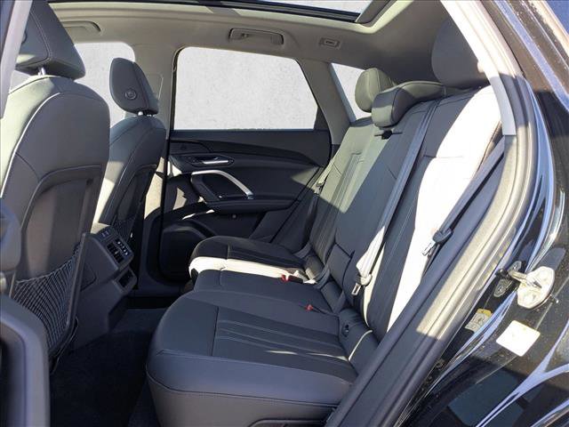 New 2025 Audi Q5 Premium image 17