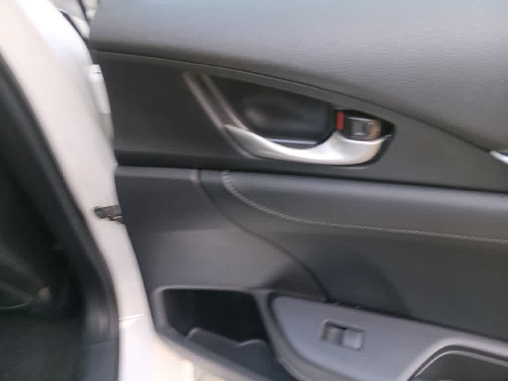 Used 2019 Honda Civic Touring image 23