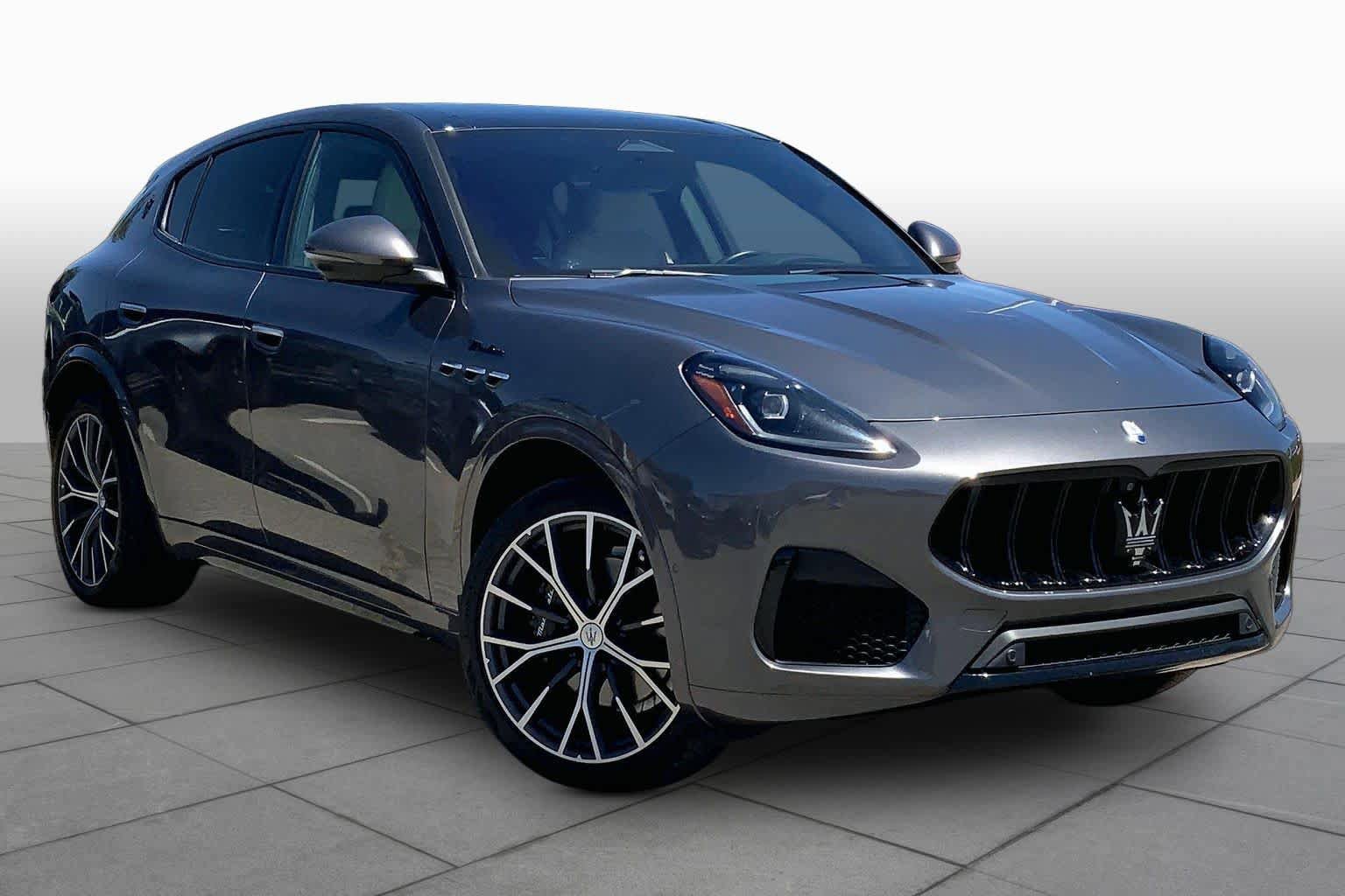 Used 2023 Maserati Grecale Modena AWD/4WD image 3
