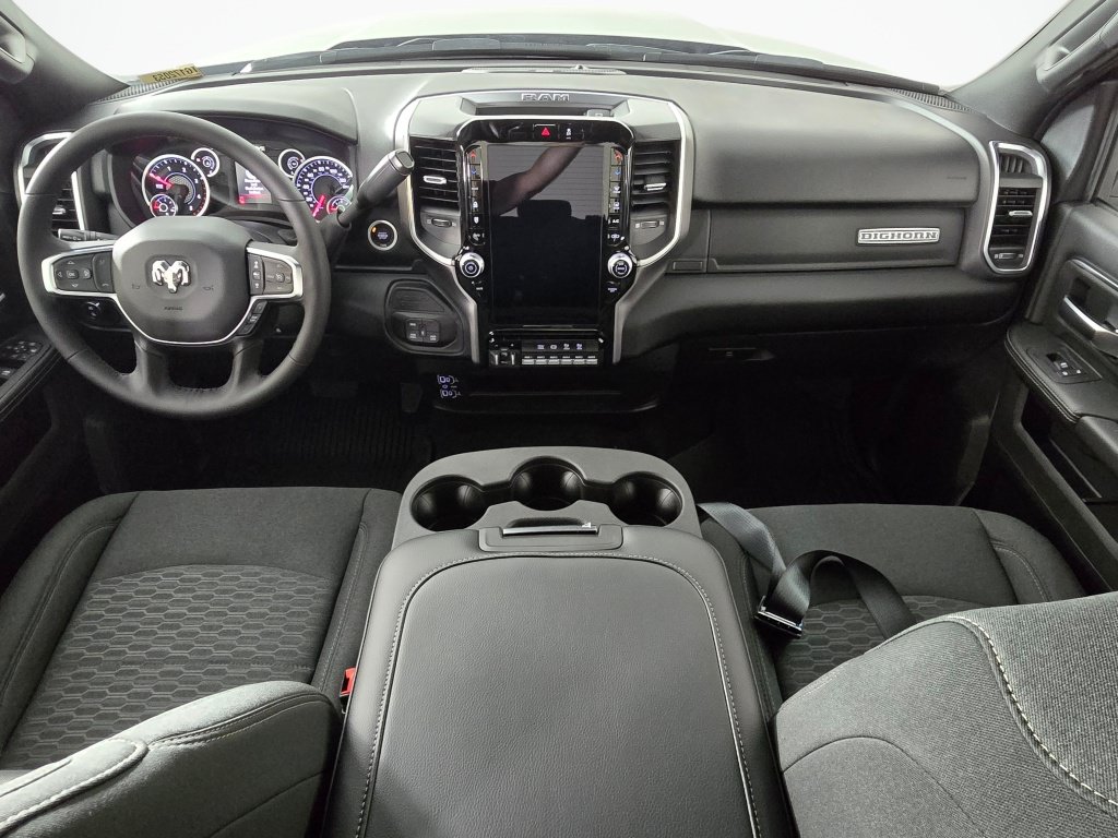 New 2026 RAM 3500 Big Horn AWD/4WD image 17
