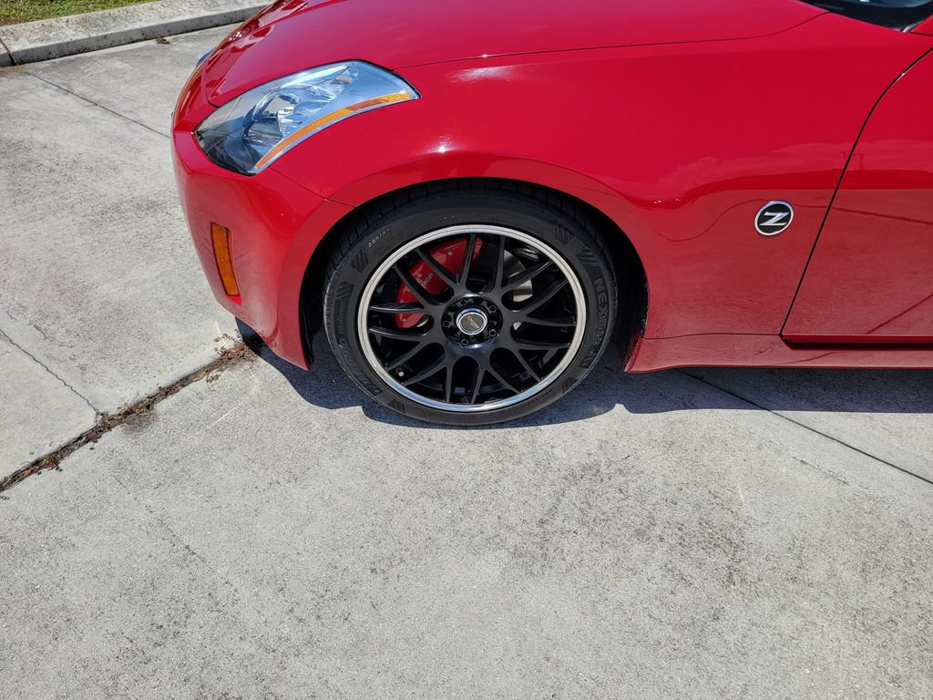 Used 2005 Nissan 350Z Touring RWD image 17