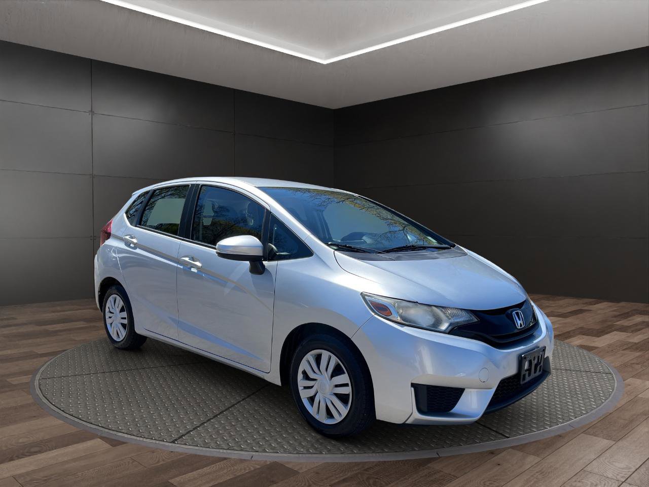Used 2016 Honda Fit LX image 2