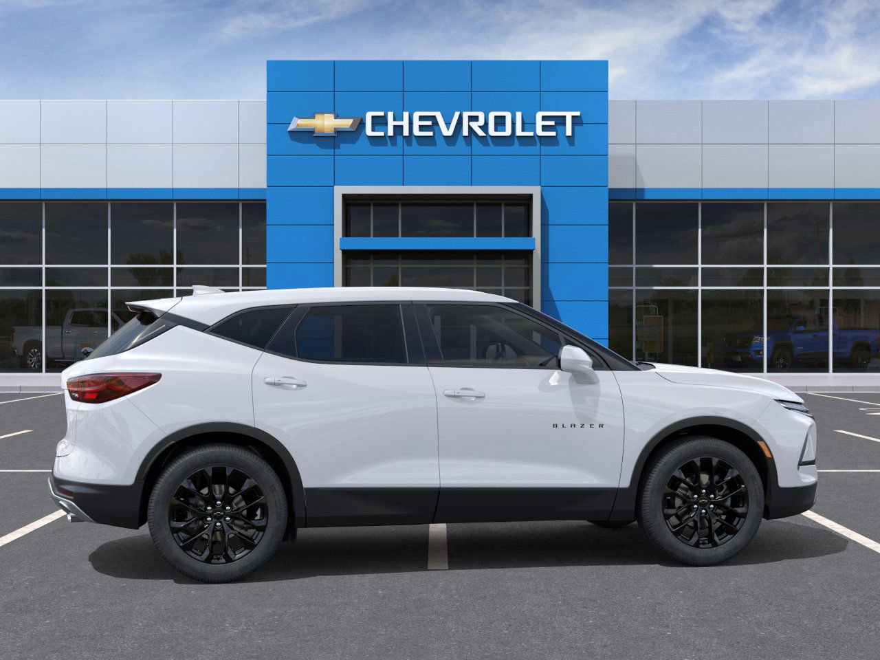 New 2025 Chevrolet Blazer LT w/ LPO, Black Sport Package image 5