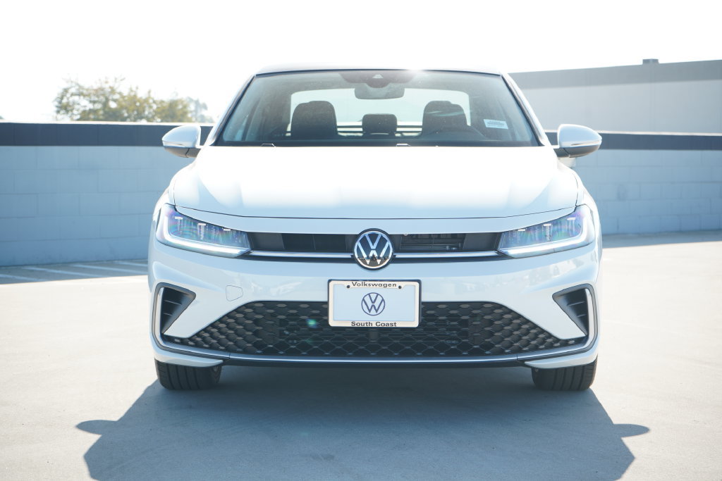 New 2026 Volkswagen Jetta SEL FWD image 5
