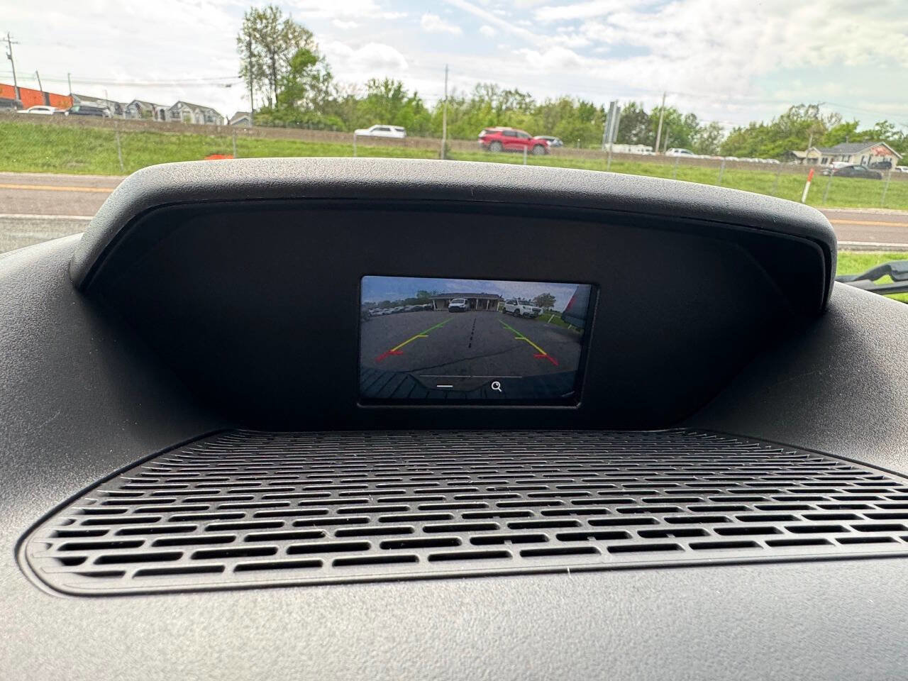 Used 2018 Ford Transit 350 XL image 9