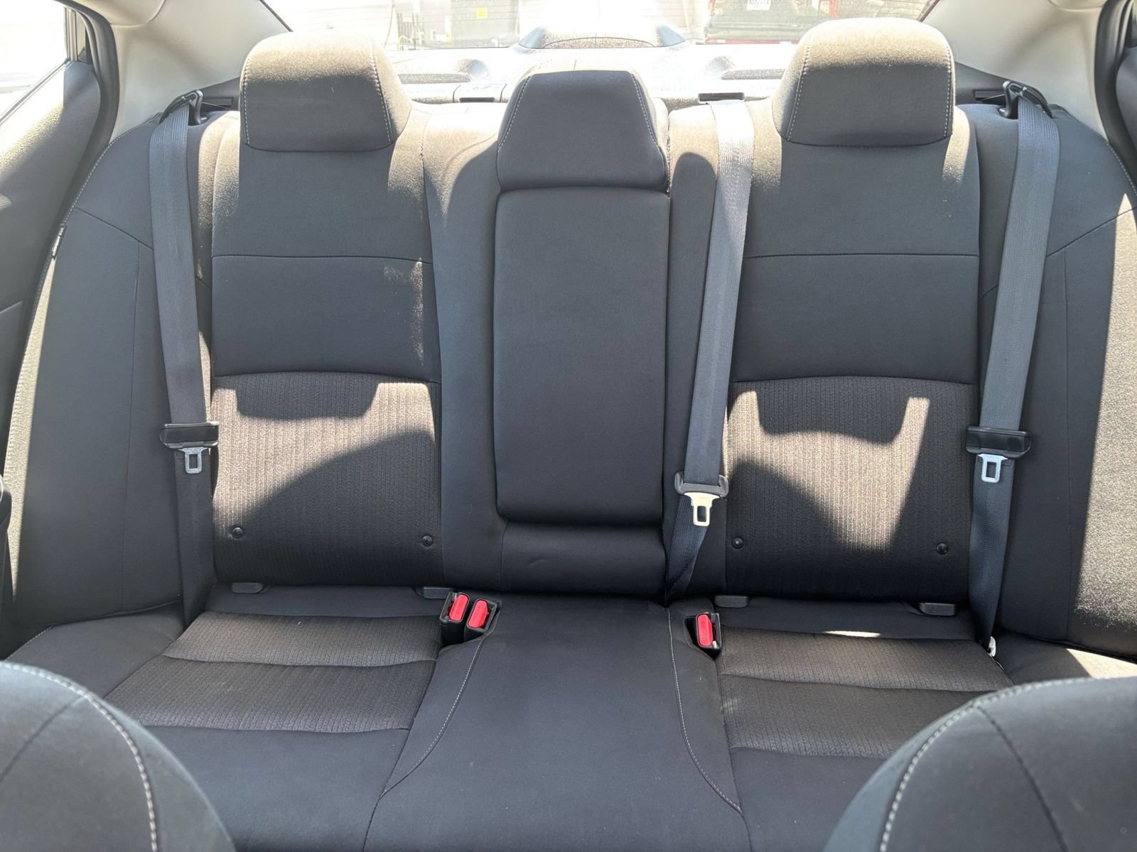 Used 2025 Nissan Altima 2.5 SV FWD image 37