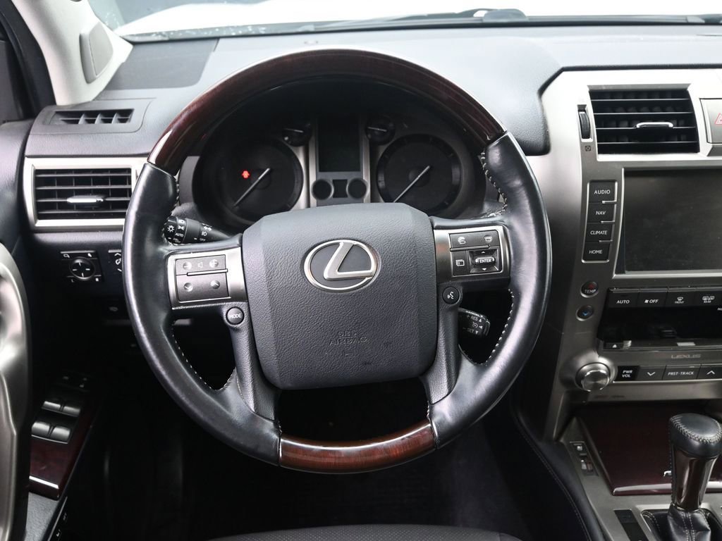 Used 2019 Lexus GX 460 image 20