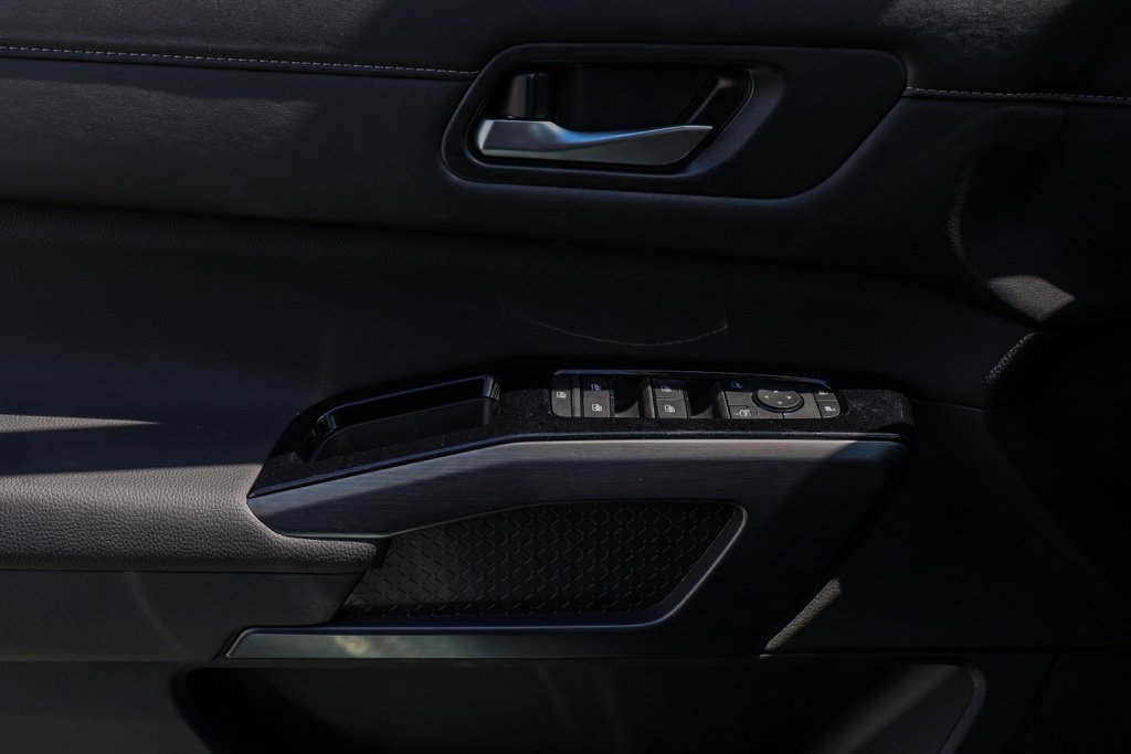 New 2026 Nissan Pathfinder SL FWD image 24