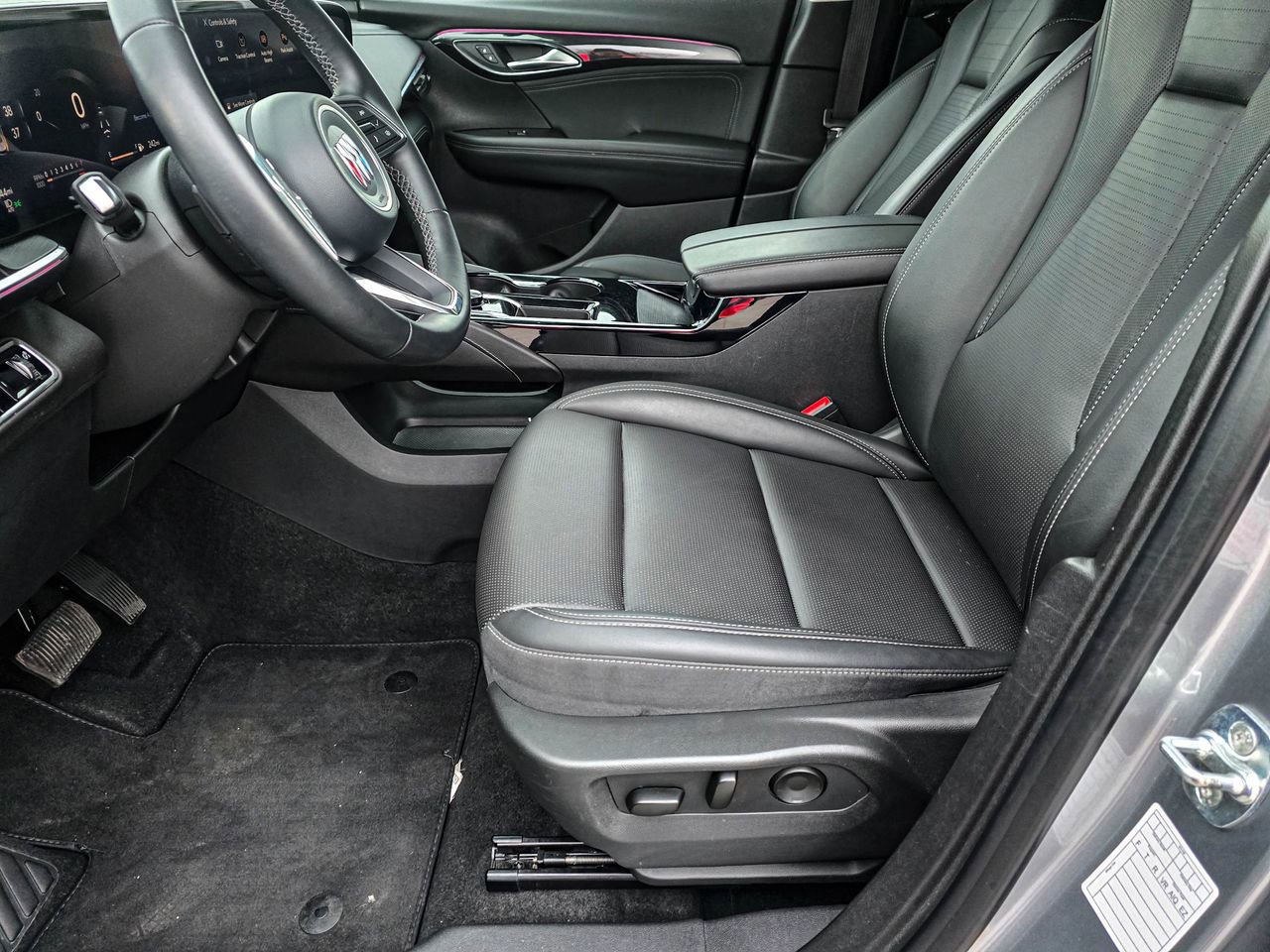 Used 2024 Buick Envision Preferred image 10