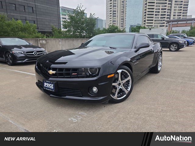 Used 2013 Chevrolet Camaro SS w/ RS Package RWD image 1