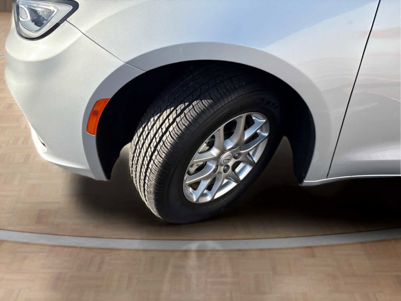 Used 2026 Chrysler Pacifica Select FWD image 33