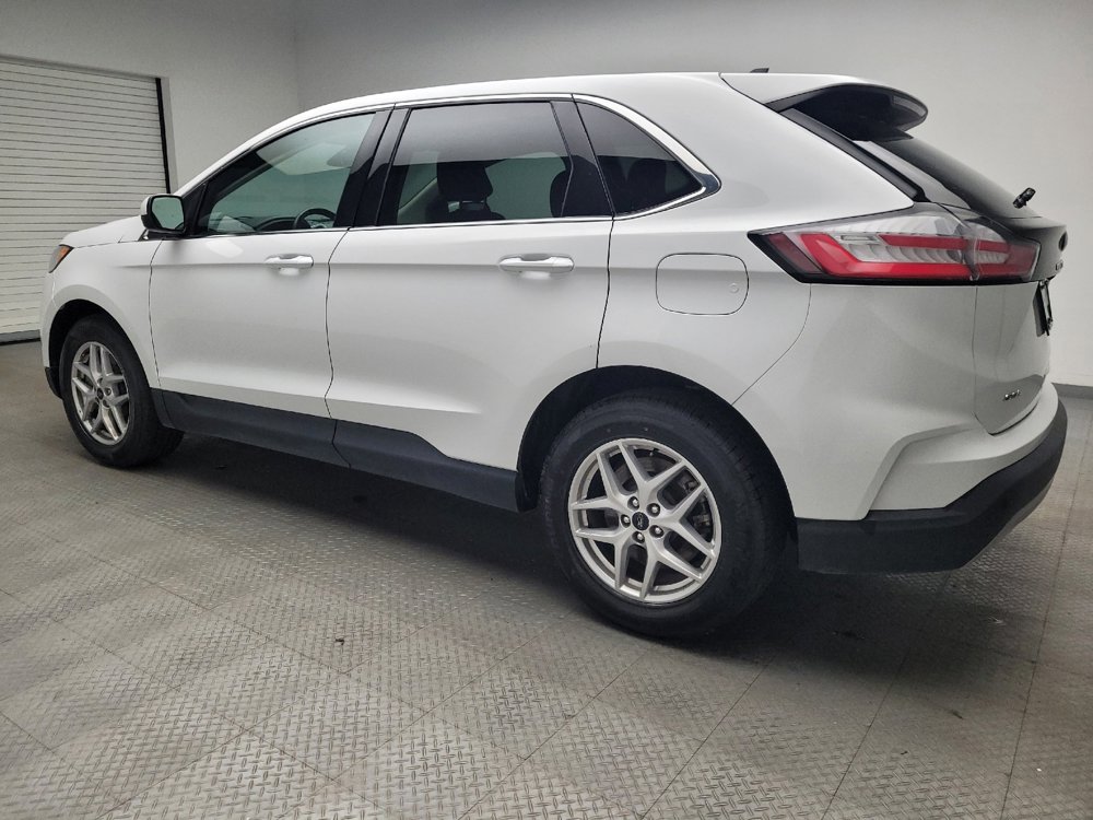 Used 2024 Ford Edge SEL image 3