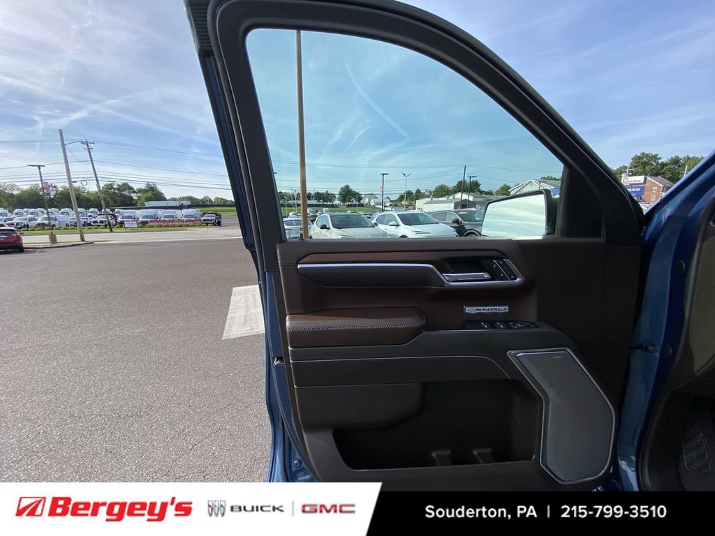 Certified 2025 GMC Sierra 1500 Denali w/ Denali Reserve Package AWD/4WD image 26