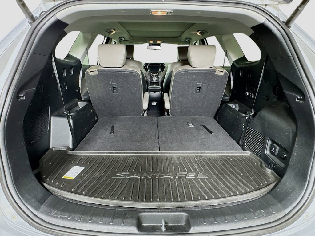 Used 2019 Hyundai Santa Fe XL FWD image 29