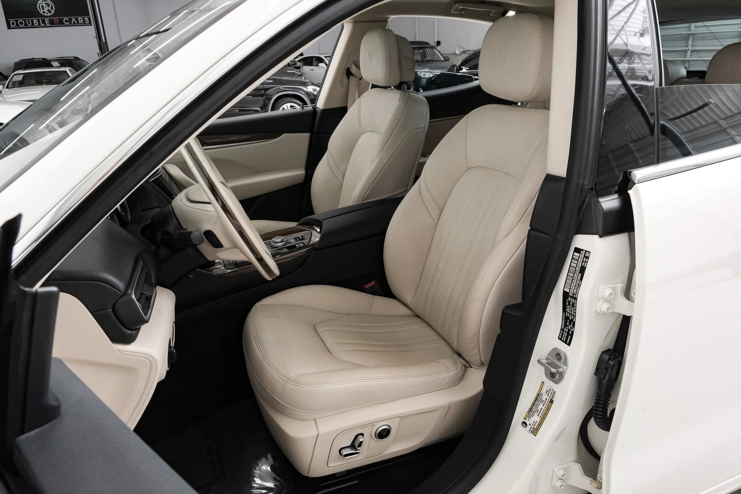 Used 2022 Maserati Levante GT image 36