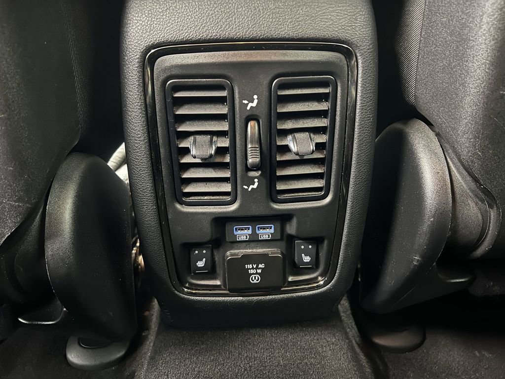 Used 2020 Dodge Durango GT image 29