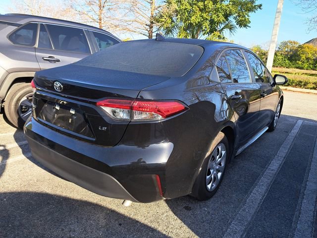 Used 2025 Toyota Corolla LE image 4