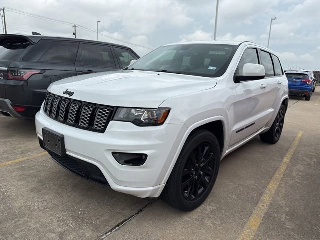 Used 2019 Jeep Grand Cherokee Altitude RWD image 2