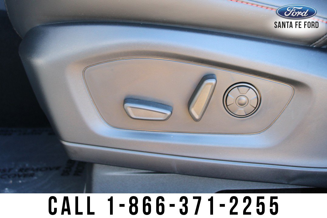 Used 2025 Ford Explorer ST-Line w/ Premium Package RWD image 25