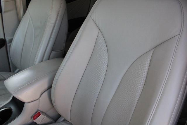 Used 2018 Lincoln MKC Select w/ Lincoln MKC Climate Package FWD image 6