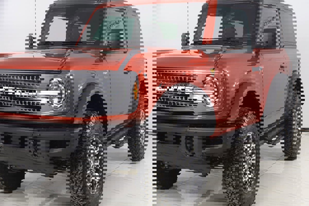 Used 2024 Ford Bronco Badlands image 52