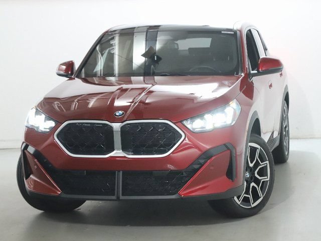 Used 2026 BMW X2 xDrive28i AWD/4WD image 3