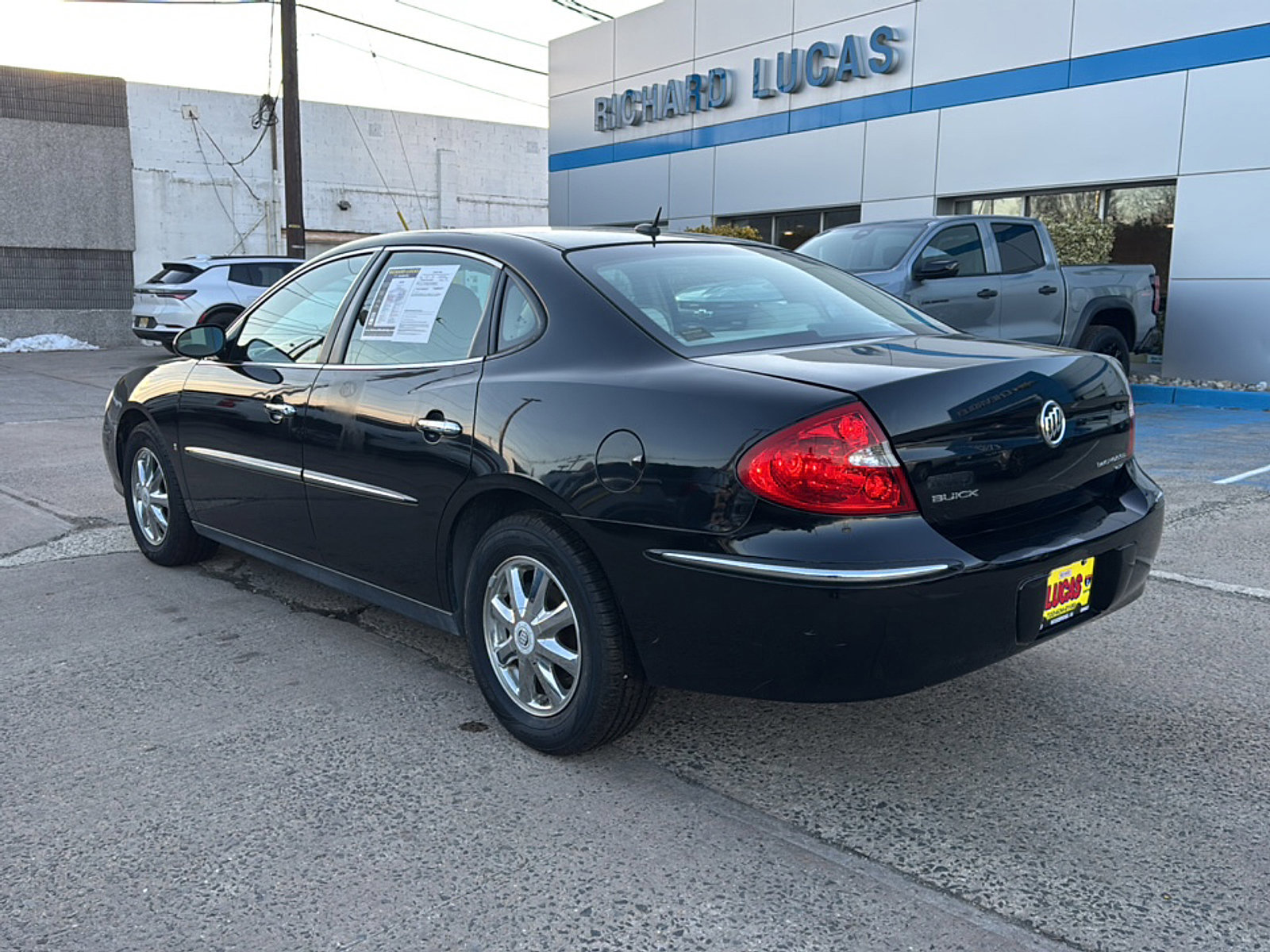 Used 2007 Buick LaCrosse CX w/ Chrome Enhancement Package image 7