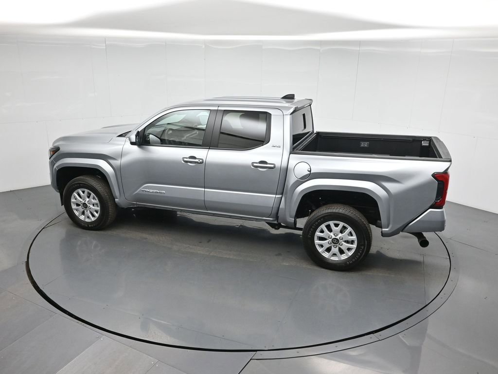 Used 2024 Toyota Tacoma SR5 image 44