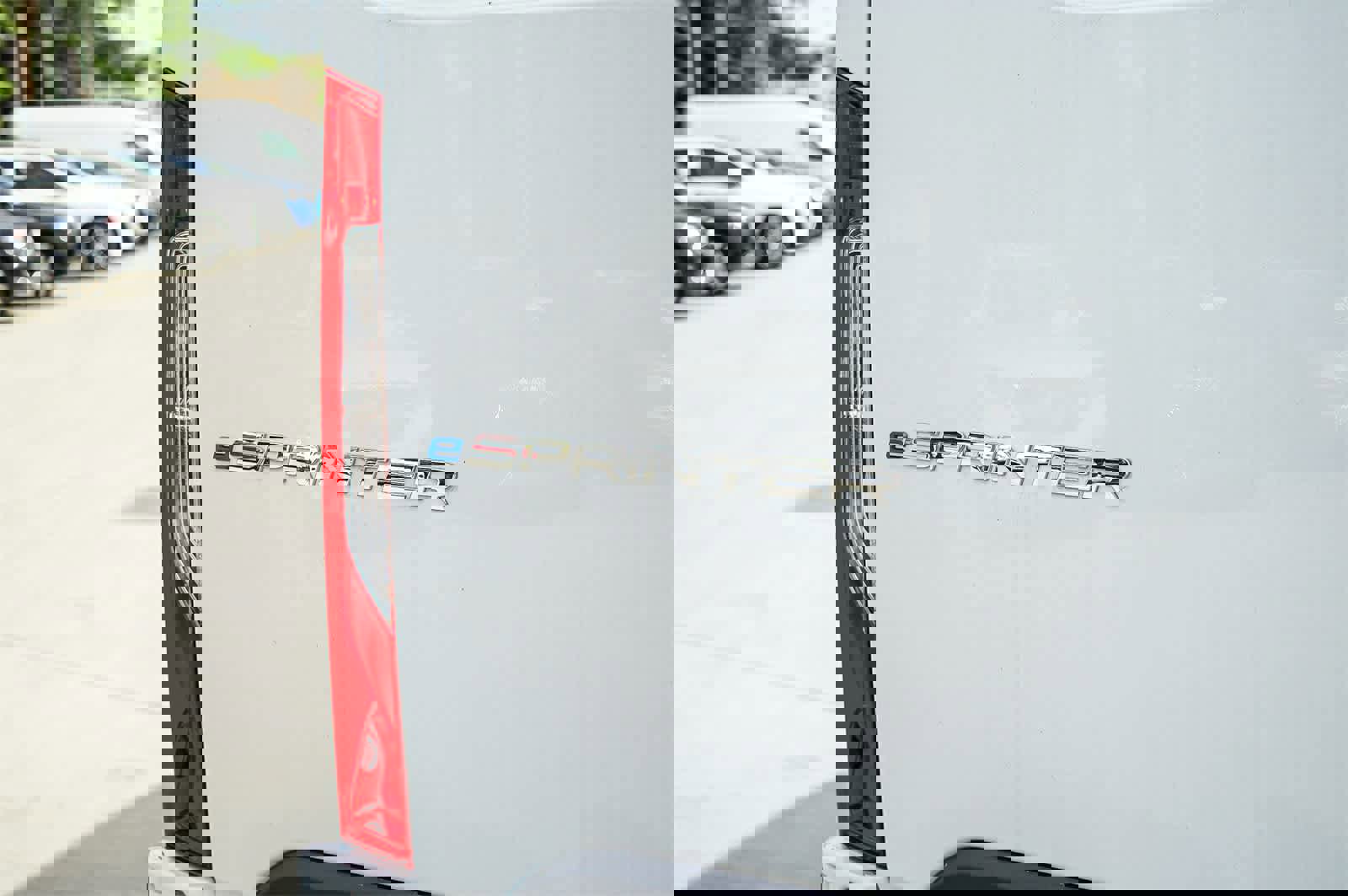 New 2024 Mercedes-Benz eSprinter 170 Cargo image 11