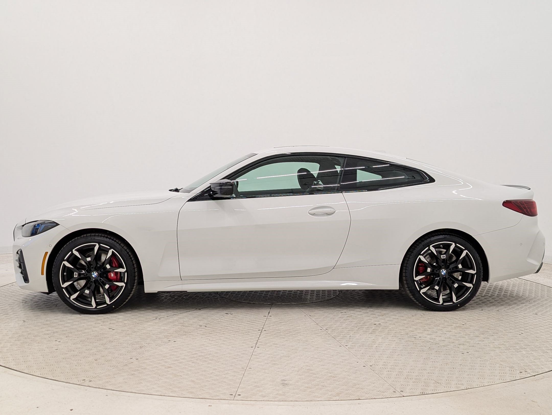 New 2026 BMW 440i xDrive Coupe AWD/4WD image 2
