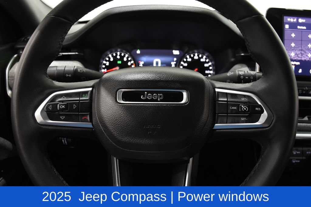 Used 2025 Jeep Compass Latitude w/ Sun & Sound Group AWD/4WD image 12