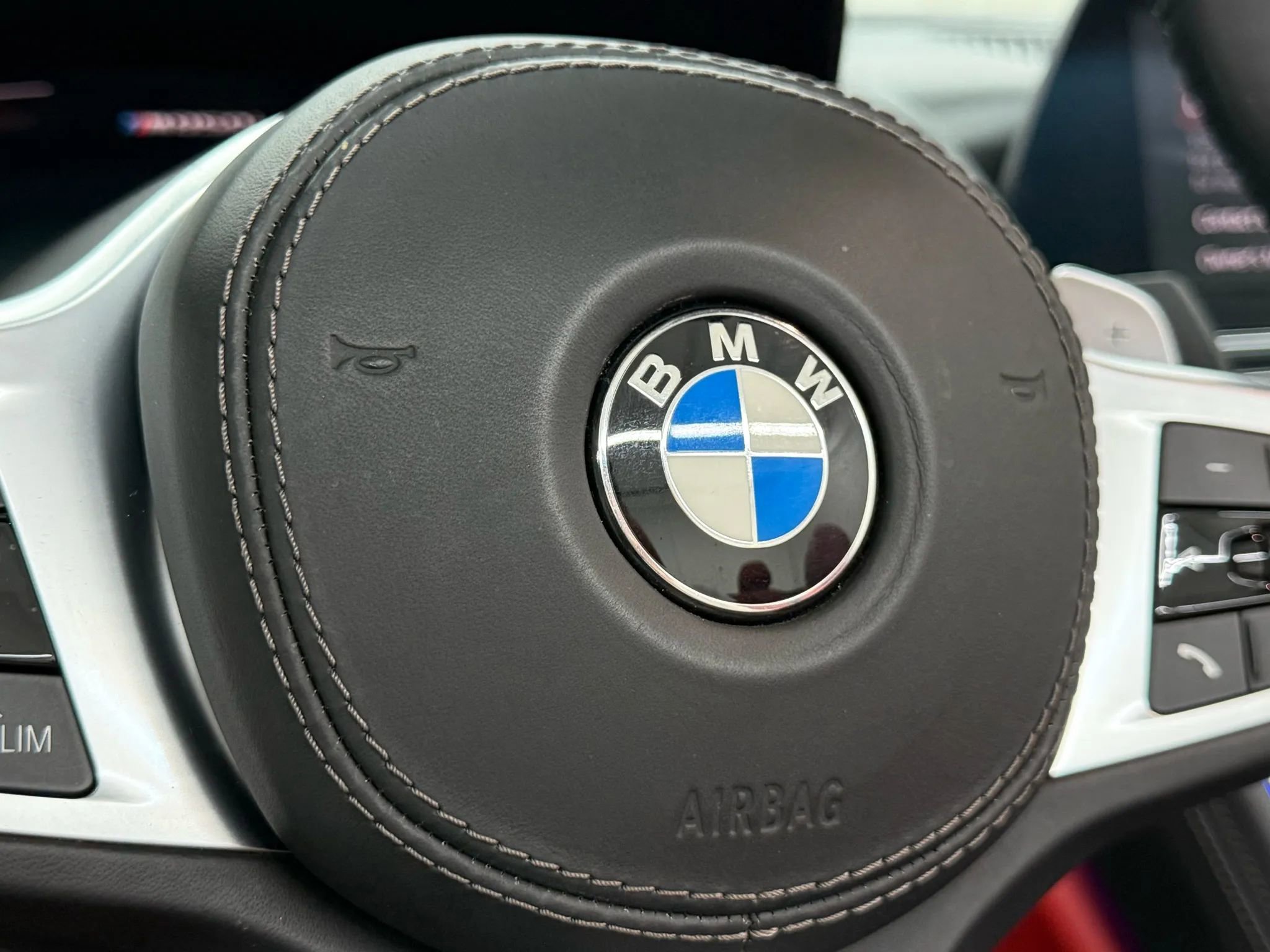 Used 2019 BMW M850i xDrive Convertible w/ Driver Assistance Package image 26