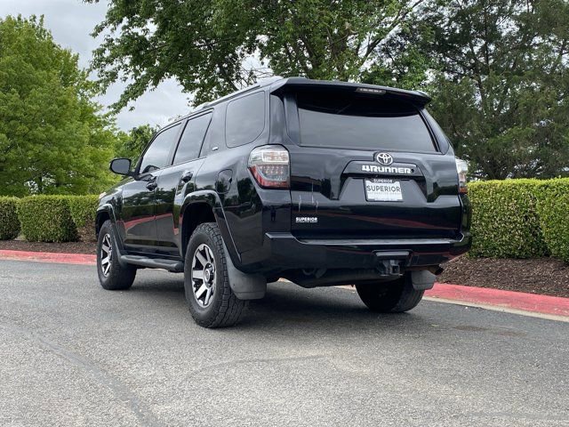 Used 2018 Toyota 4Runner SR5 RWD image 7