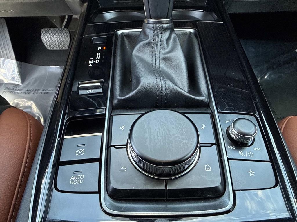 Certified 2024 MAZDA CX-30 Carbon image 39