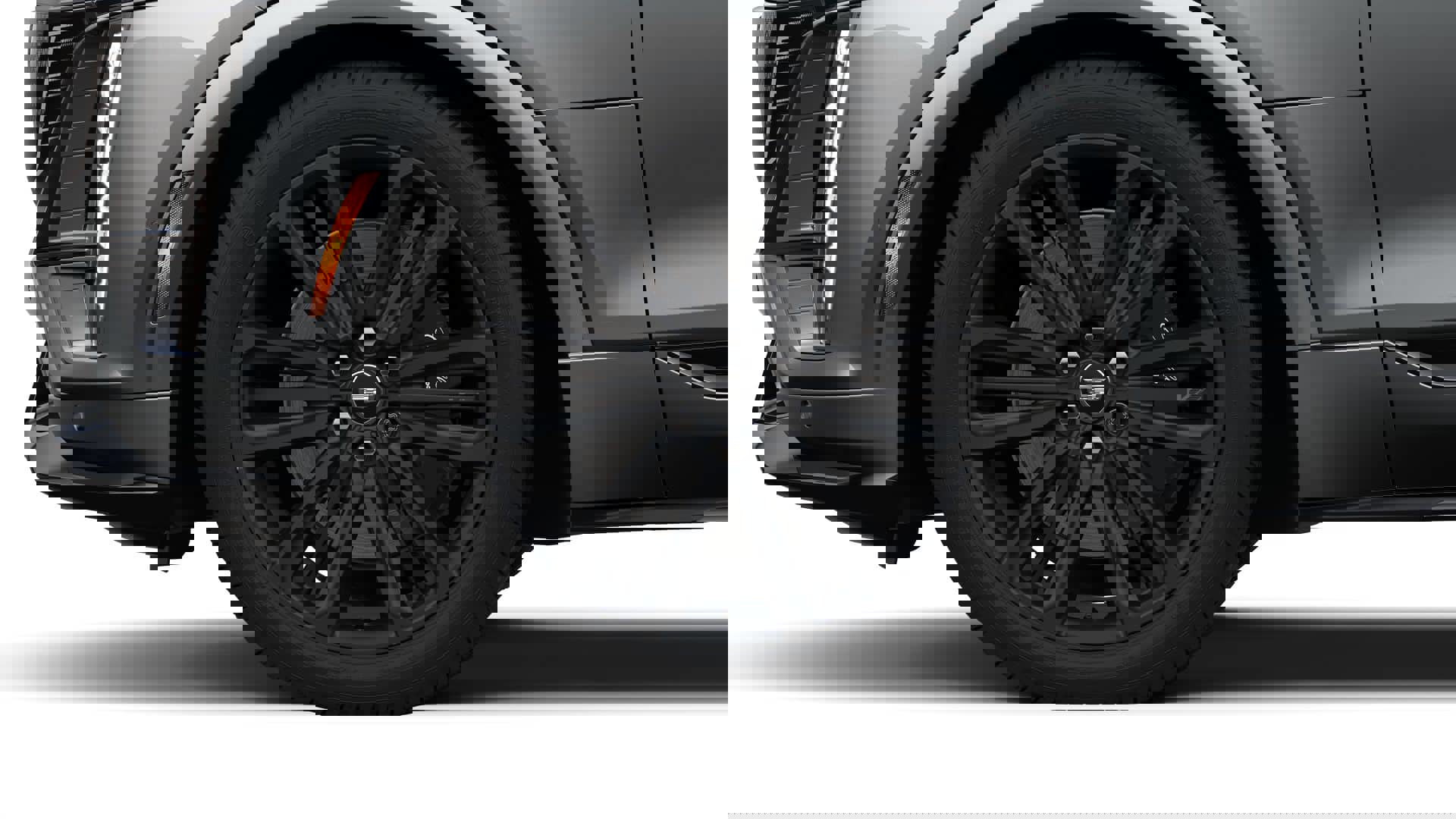 New 2026 Cadillac Lyriq V image 31