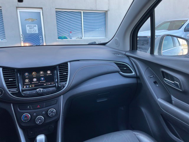 Used 2018 Chevrolet Trax LT w/ LT Convenience Package AWD/4WD image 18