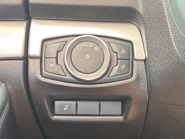 Used 2016 Ford Explorer XLT w/ Equipment Group 202A FWD image 21