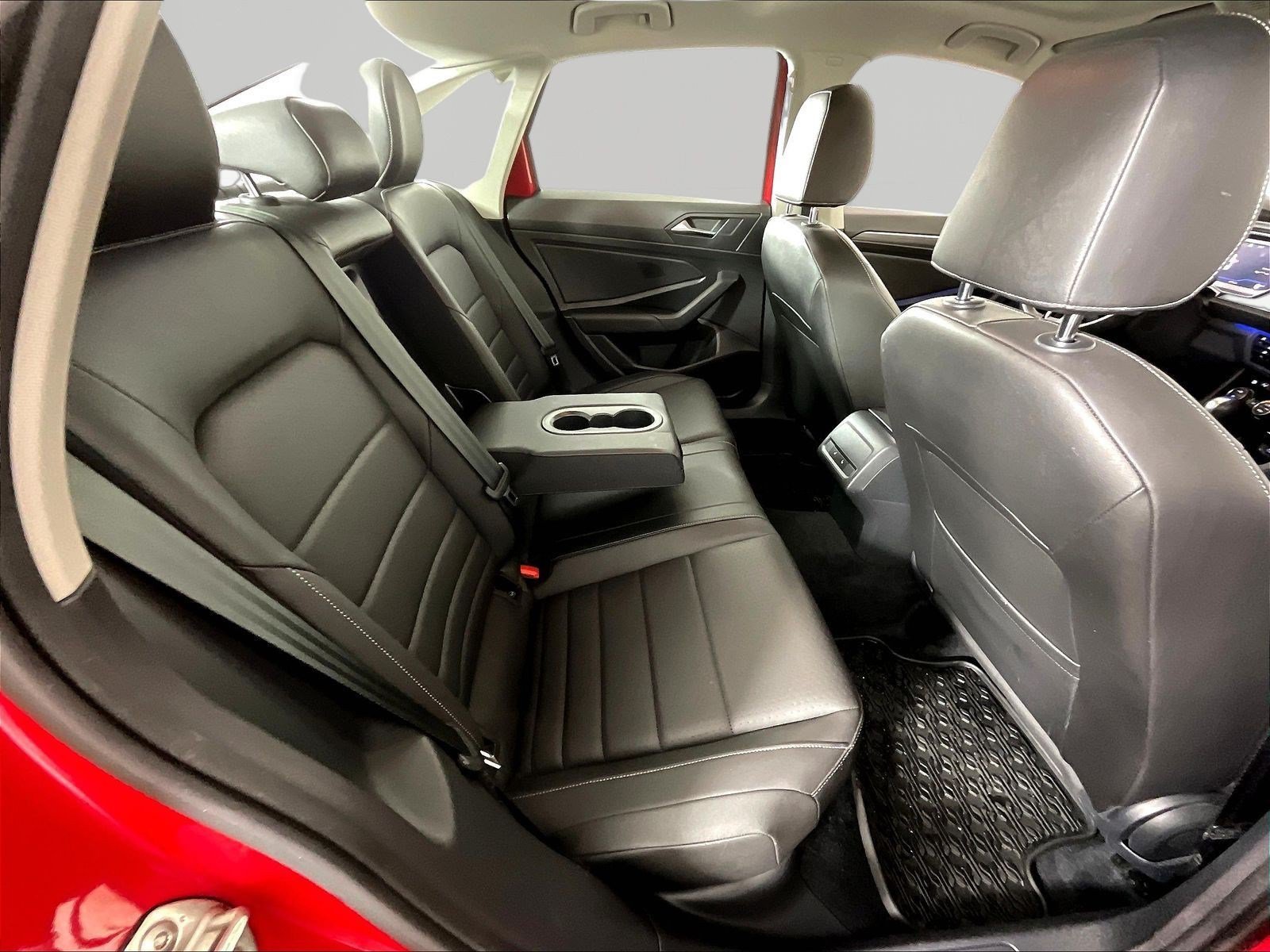 Used 2021 Volkswagen Jetta SEL FWD image 25
