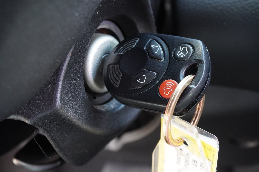 Used 2015 Ford Focus SE w/ Reverse Sensing Package FWD image 24