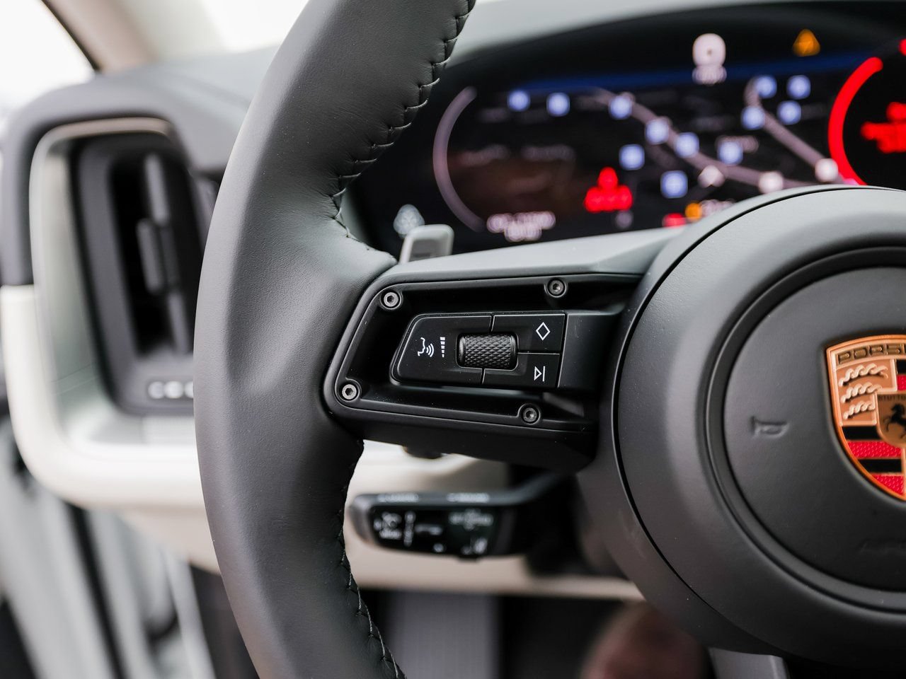 New 2026 Porsche Cayenne S AWD/4WD image 17