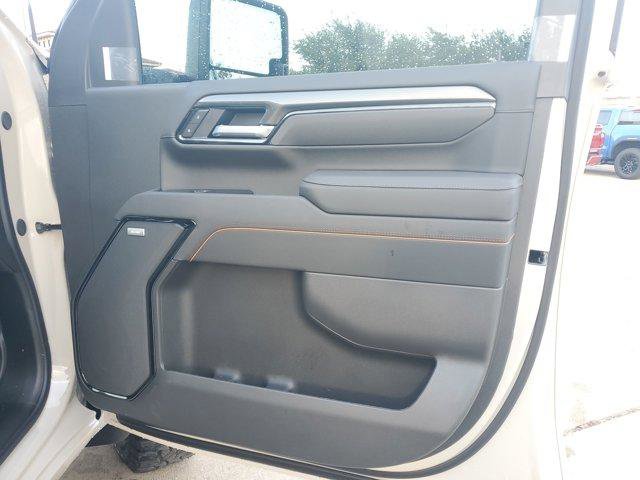 New 2026 GMC Sierra 2500 AT4 image 10
