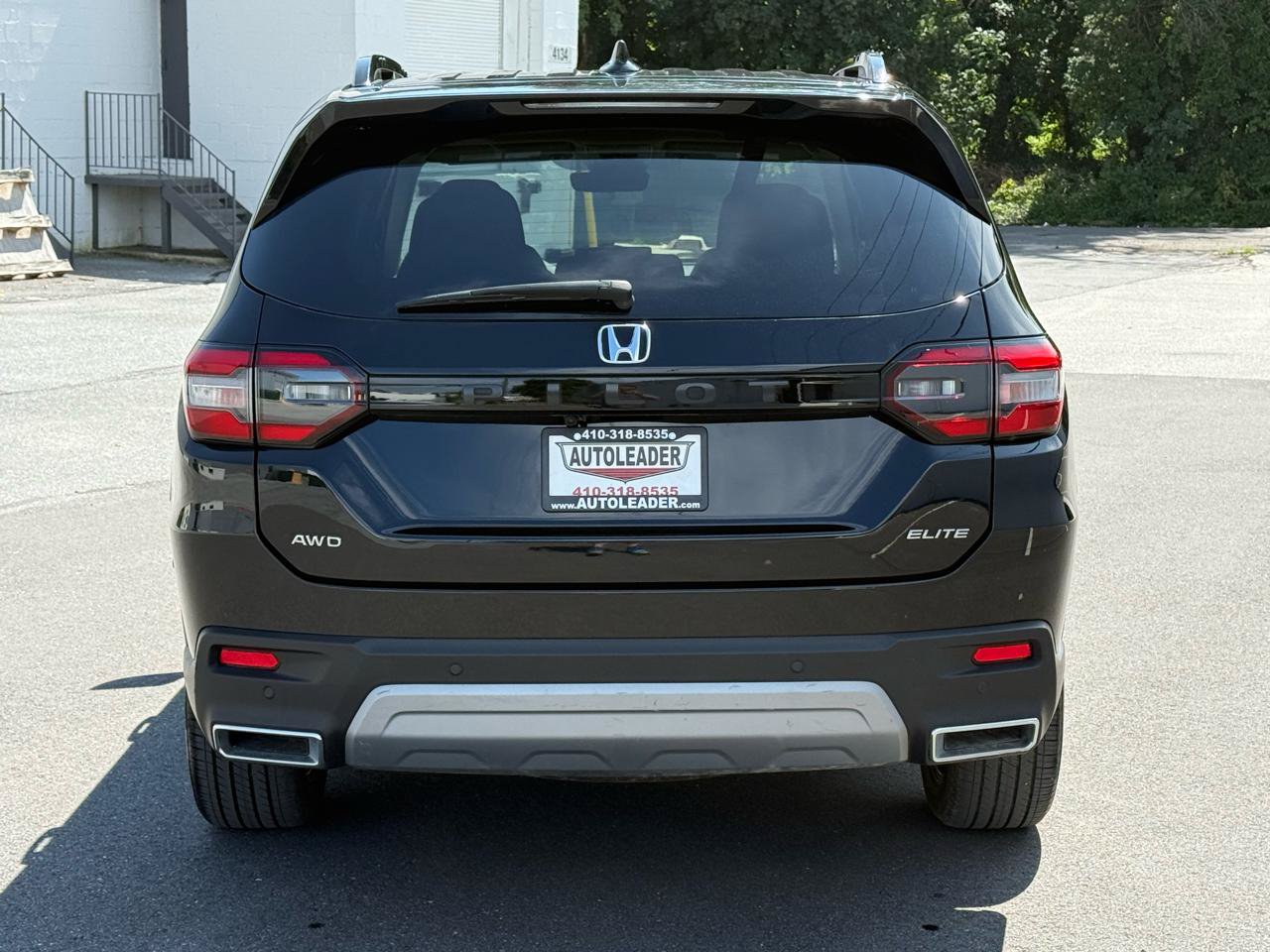 Used 2023 Honda Pilot Elite image 12