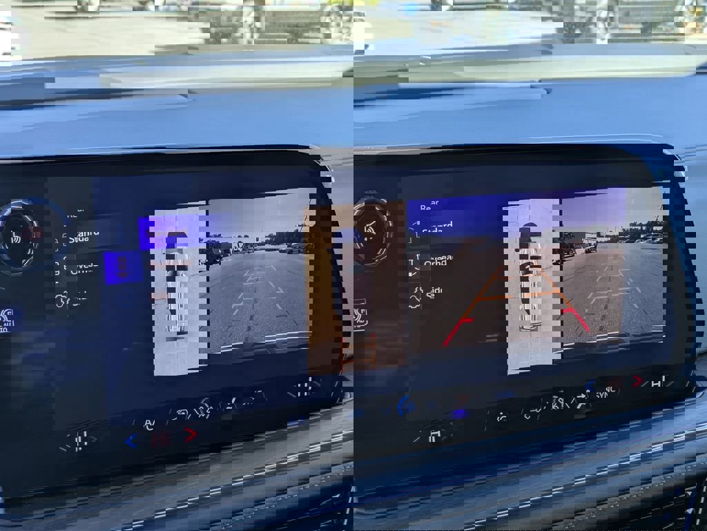 New 2026 Chevrolet Suburban LS image 24