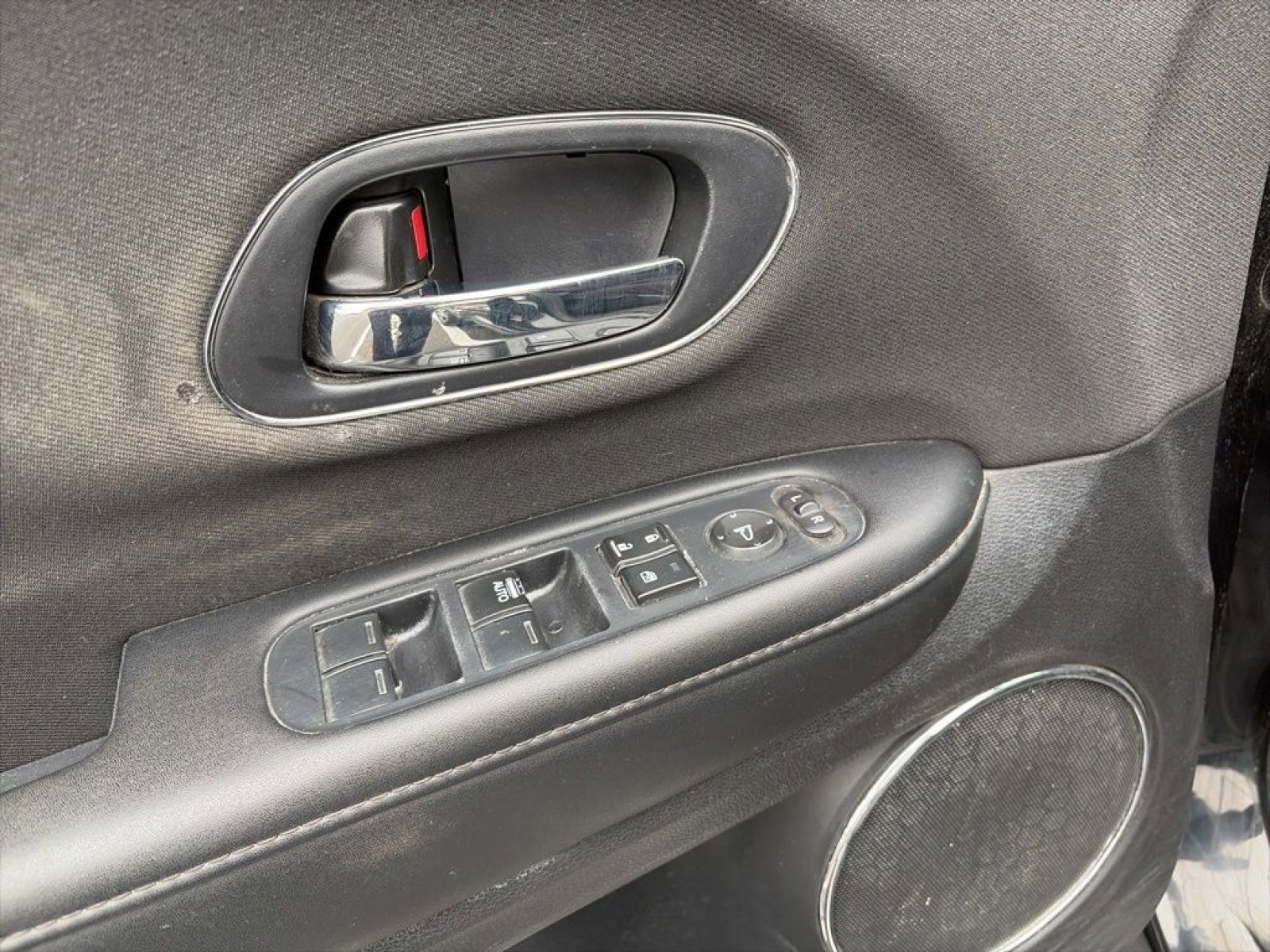 Used 2022 Honda HR-V EX image 14