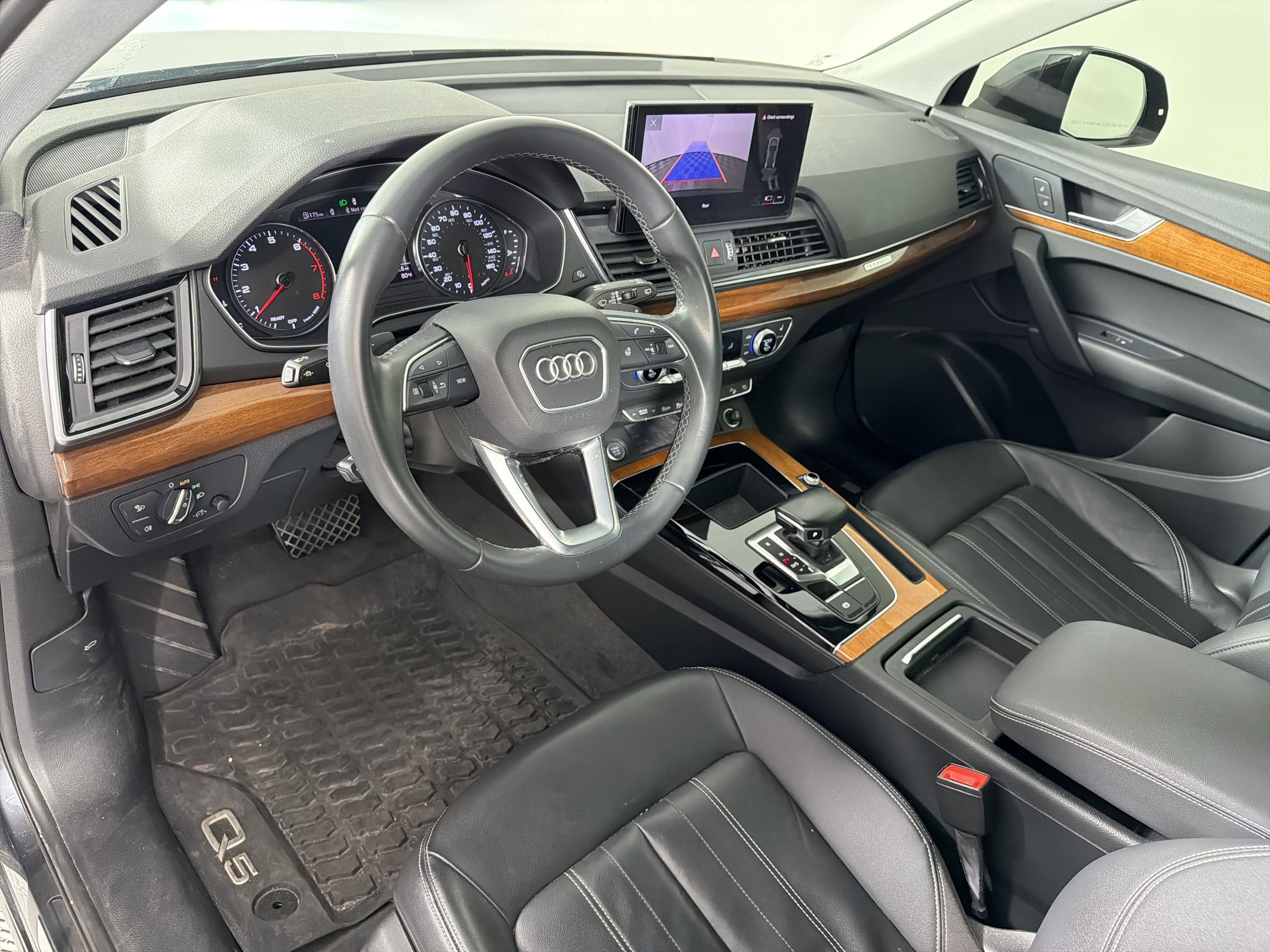 Used 2021 Audi Q5 2.0T Premium w/ Convenience Package AWD/4WD image 4