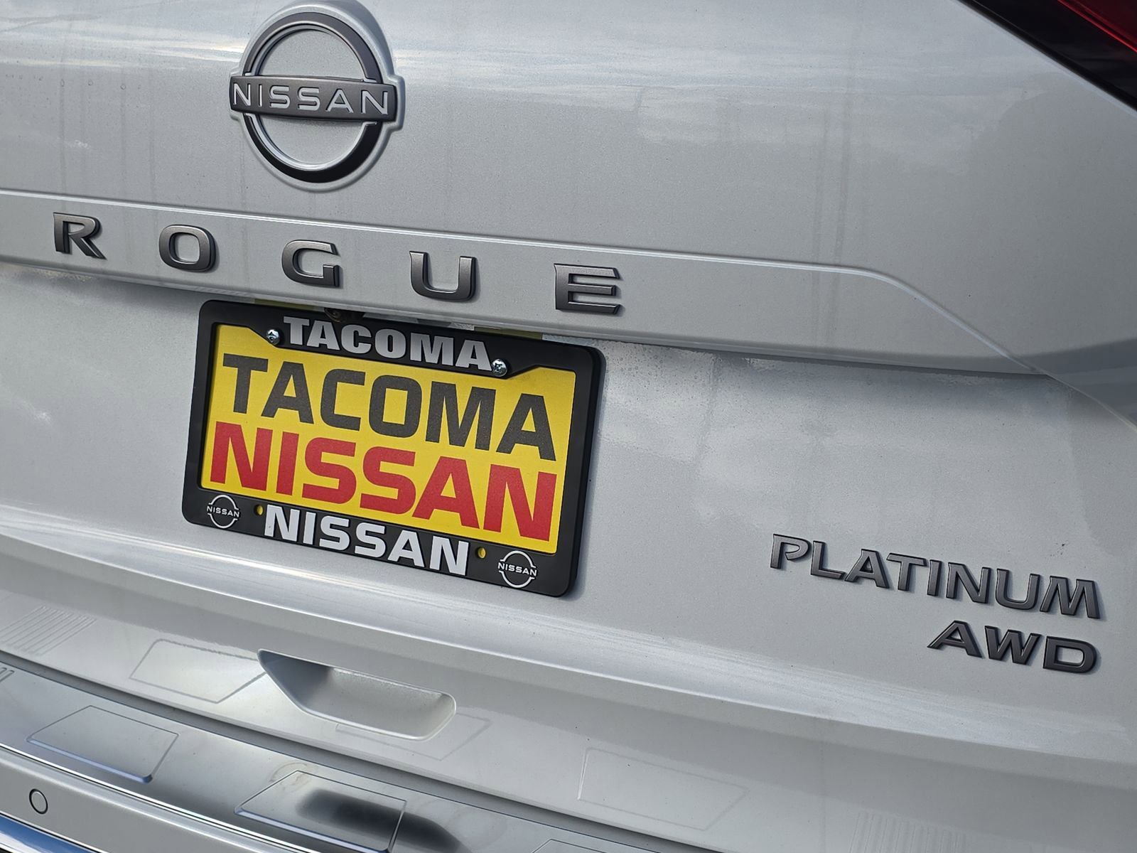 New 2026 Nissan Rogue Platinum image 29