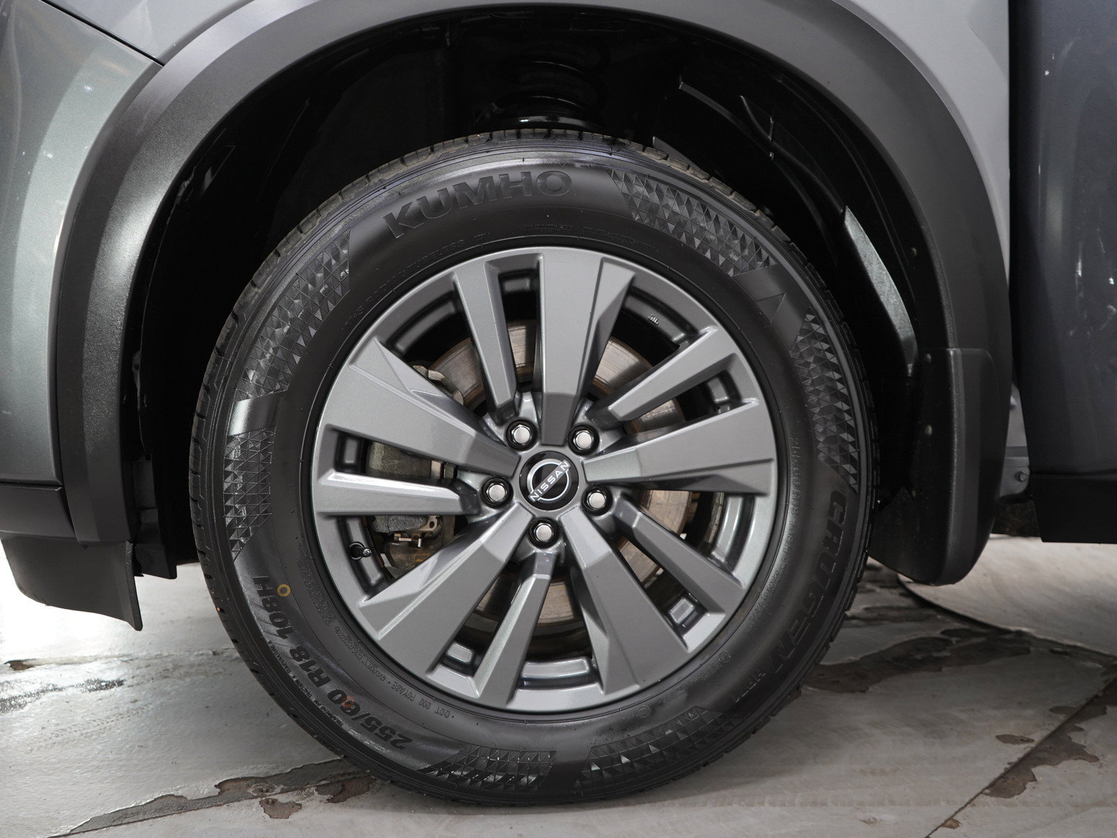 Used 2023 Nissan Pathfinder SV AWD/4WD image 31